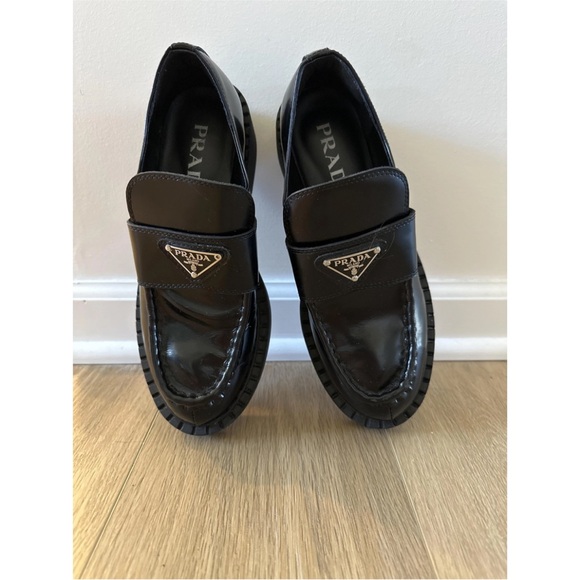Prada chocolate patent leather loafers - Picture 6 of 6